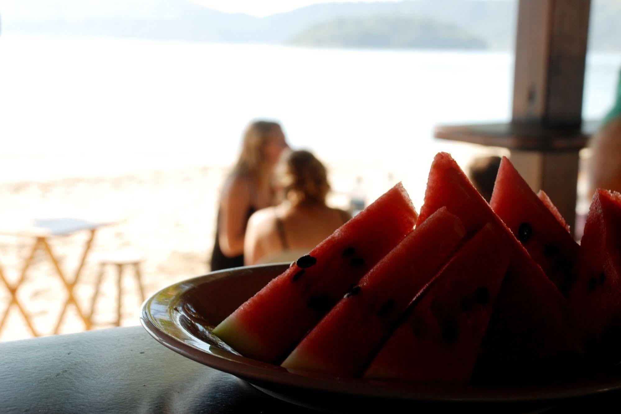 Chill & * Paraty